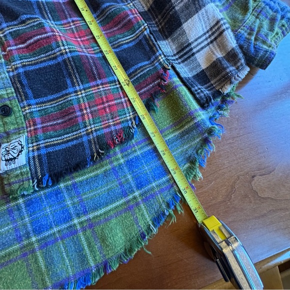 Urban Outfitters BDG Multicolor Plaid Women’s Button Up Shirt Size S - Picture 10 of 13